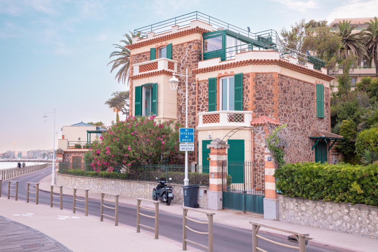 " Nid D'Amour " Evasion De Reve - Pieds Dans L'Eau Face A La Mer Cannes Ngoại thất bức ảnh